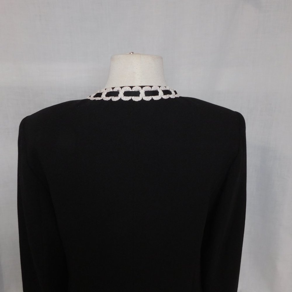 Bob Mackie Studio Womens 10 Black Open Lined Blazer with White braided Trim - Picture 8 of 9
